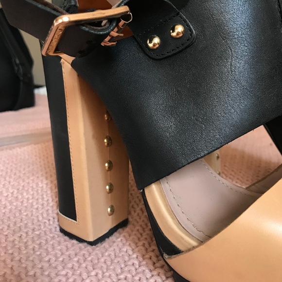 Vince Camuto Block Heels - Picture 3 of 6